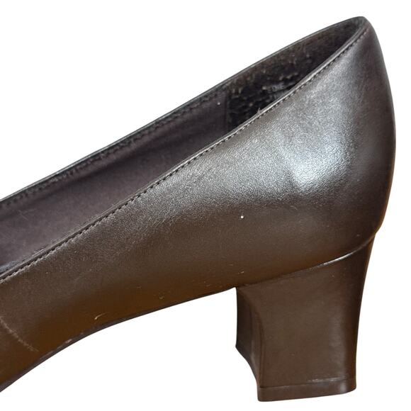 Naturalizer Edie Womens Dark Brown Leather Chunky Heels Pumps Classic Shoes 8.5 - Picture 4 of 16